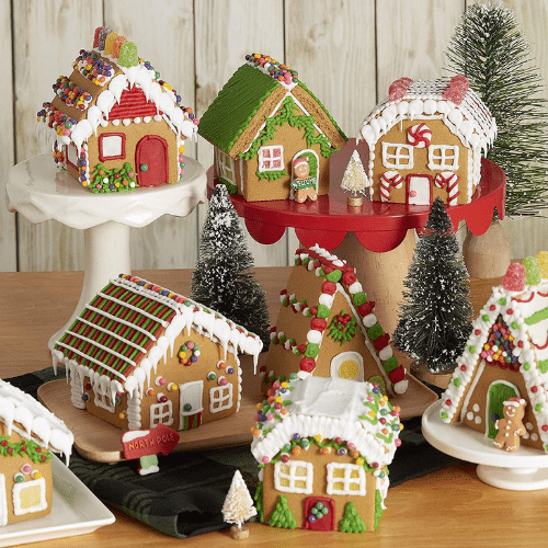 Wilton Holiday Town Gingerbread Kit